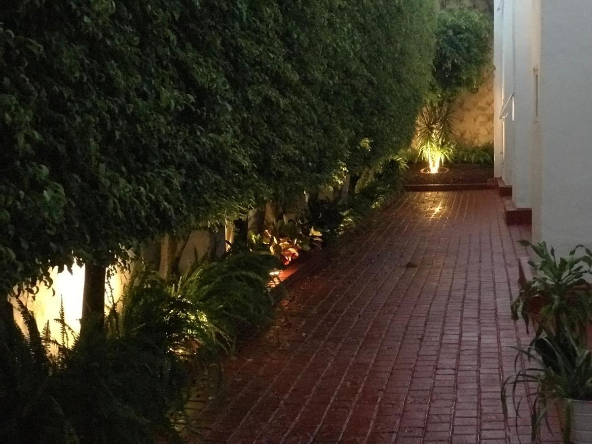 Hotel Emperador Centro Guadalajara Y Remodelado Exterior photo